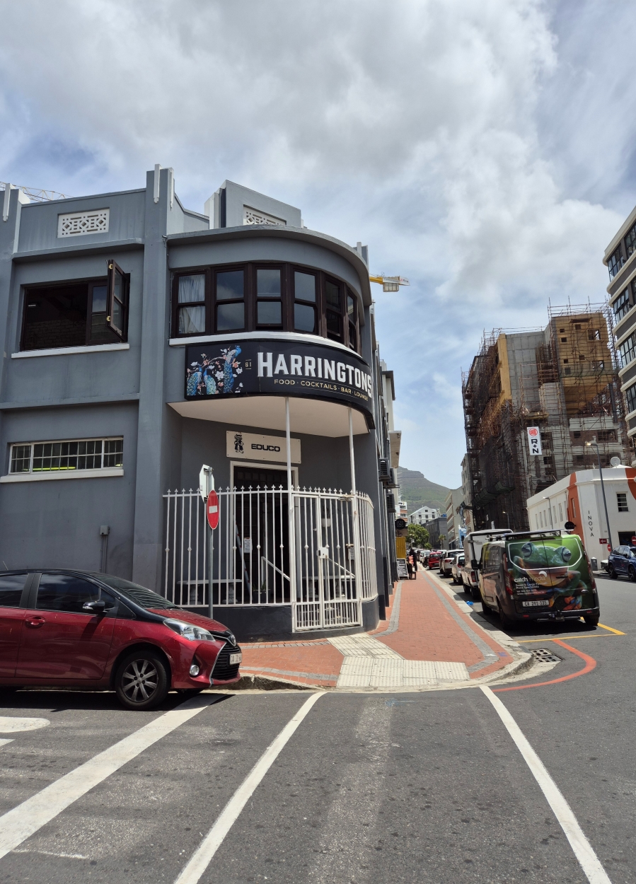 2 Bedroom Property for Sale in Cape Town City Centre Western Cape